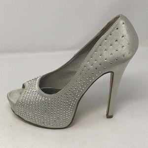 👠Madden Girl bejeweled heels